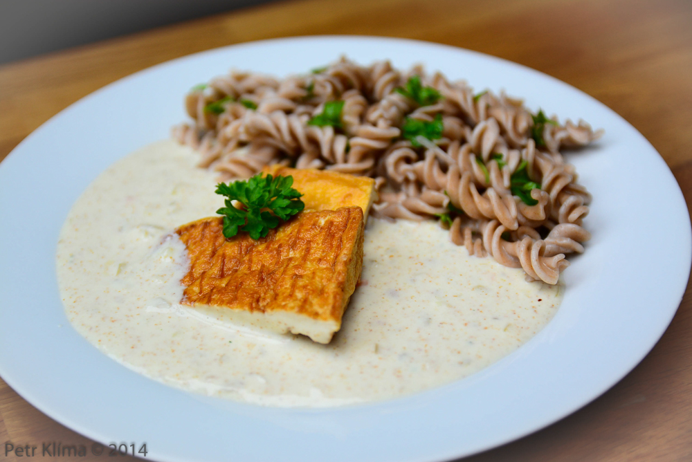 Smetanová křenovka s tofu a těstovinou