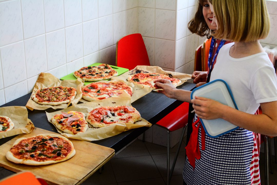 Kroužek- špaldovo-žitná pizza